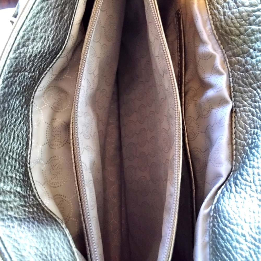 💜 MICHAEL KORS BAG, BRAND NEW with Tags, Gold color, Excellent - Picture 11 of 14
